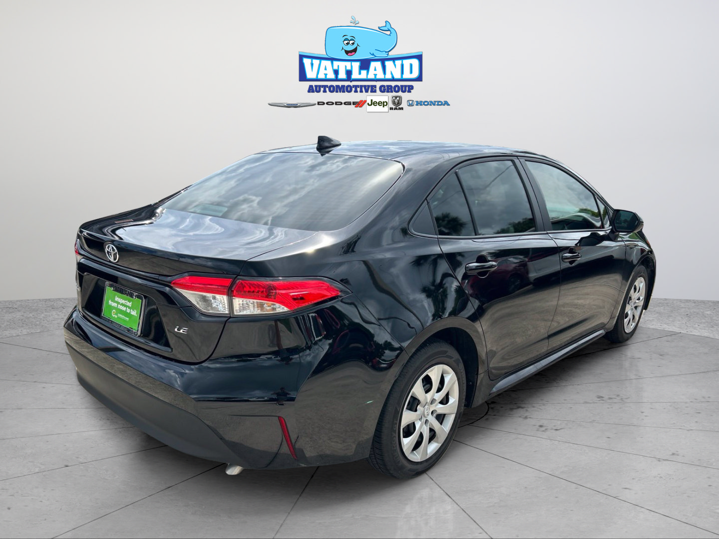 Used 2026 Toyota Corolla LE FWD image 5