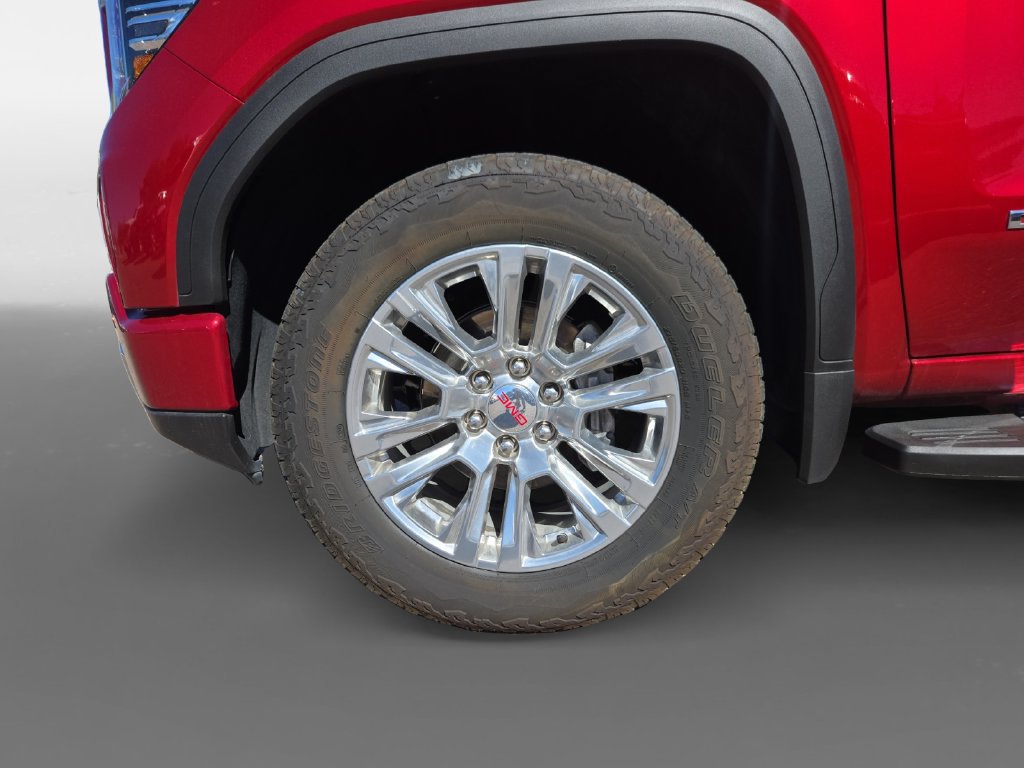 Used 2024 GMC Sierra 1500 Denali w/ Technology Package AWD/4WD image 15