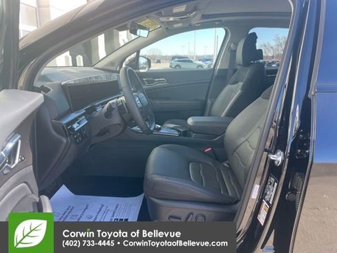 Used 2026 Kia Sportage SX Prestige image 8