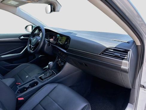 Used 2021 Volkswagen Jetta SEL FWD image 14
