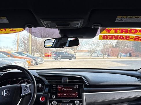 Used 2019 Honda Civic Sport image 14