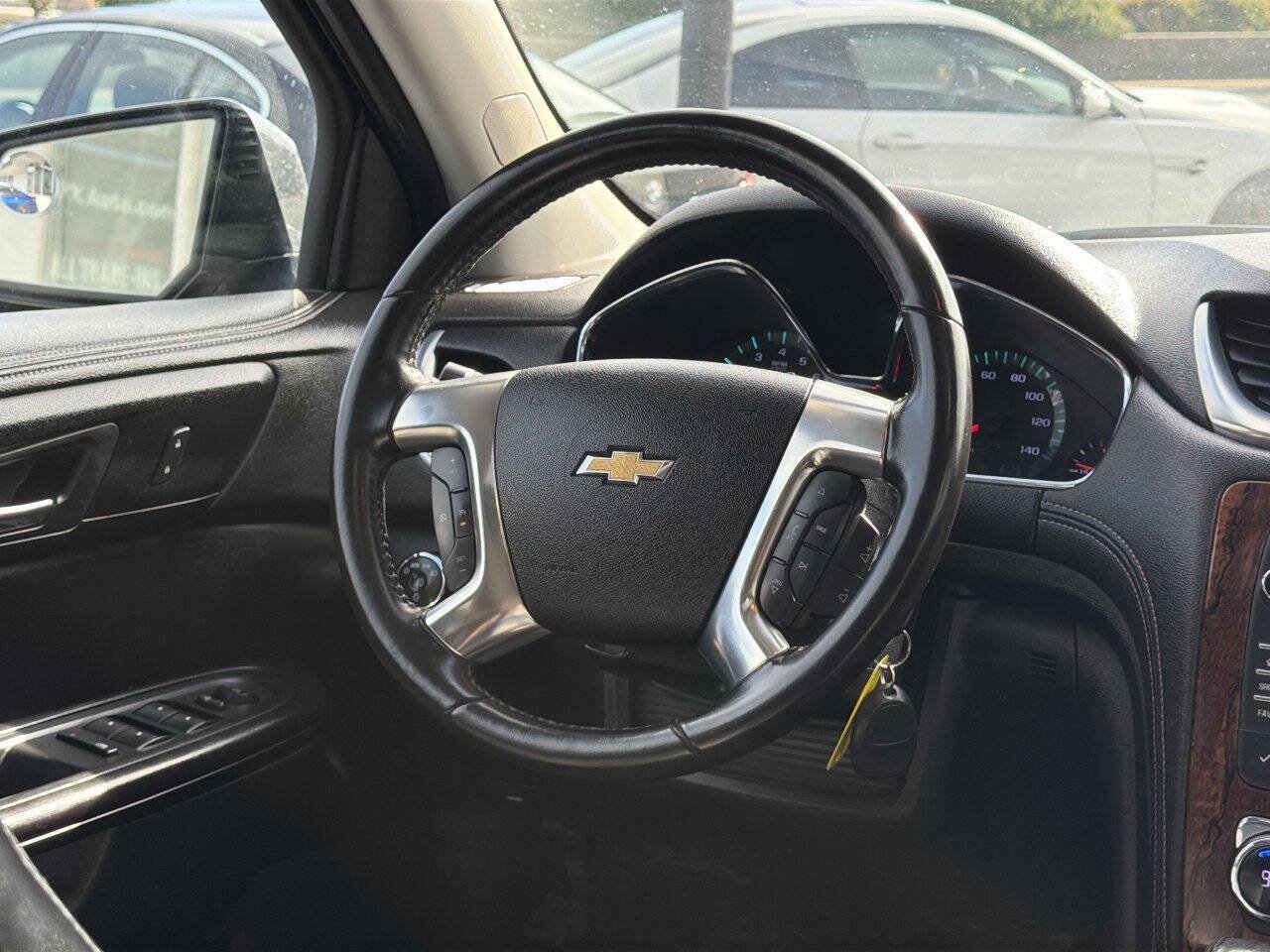 Used 2013 Chevrolet Traverse LT AWD/4WD image 24