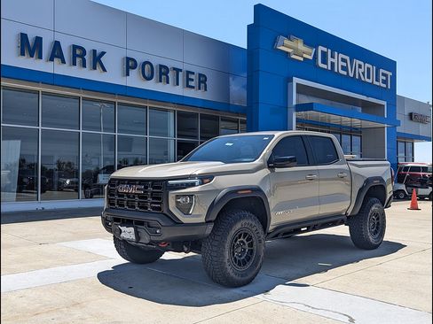 Used 2024 GMC Canyon AT4X w/ AT4X AEV Edition AWD/4WD image 1