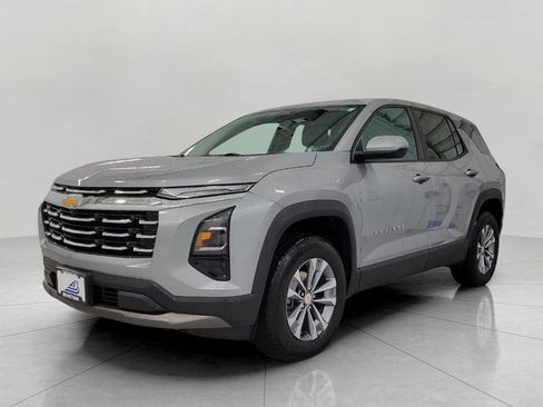 Used 2025 Chevrolet Equinox LT AWD/4WD image 4