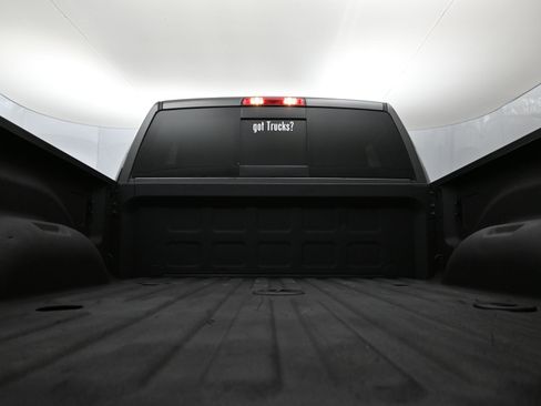 Used 2022 RAM 2500 Laramie w/ Night Edition image 6