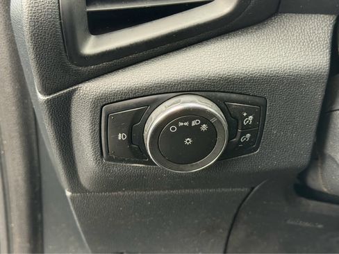 Used 2020 Ford EcoSport SE FWD image 24