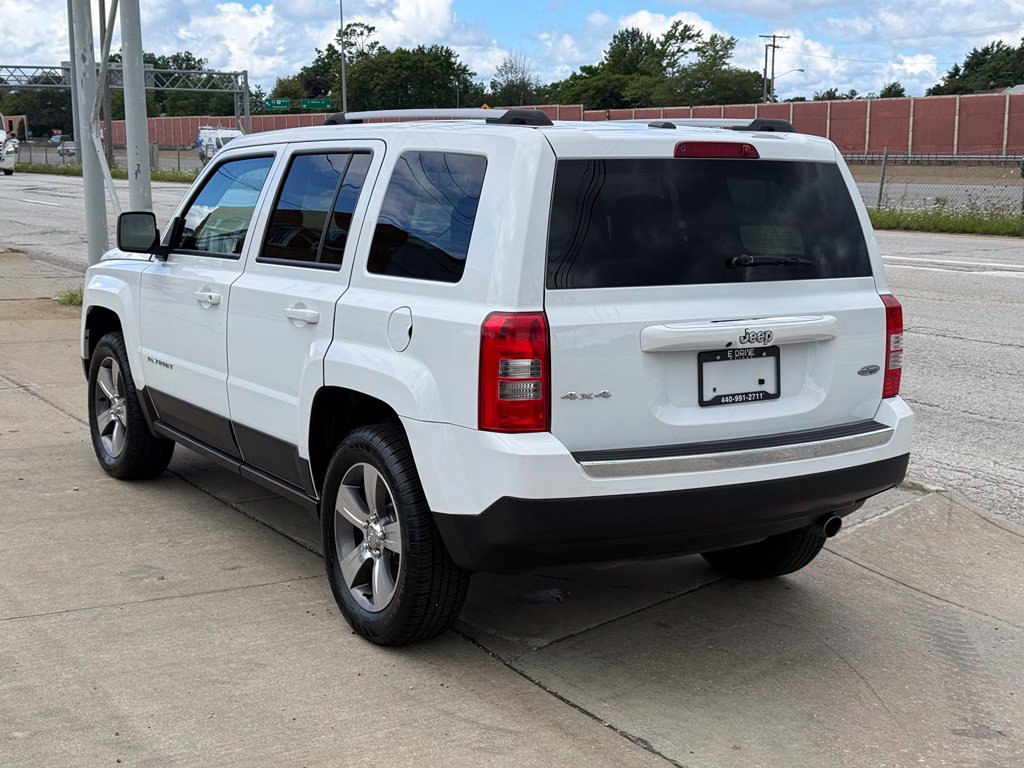Used 2017 Jeep Patriot High Altitude AWD/4WD image 11