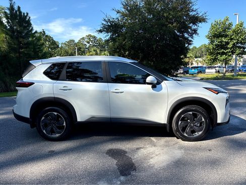 New 2026 Nissan Rogue SV image 32