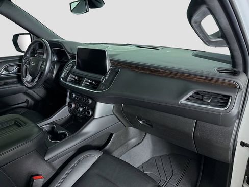 Used 2022 Chevrolet Suburban Z71 w/ Z71 Off-Road Package image 31