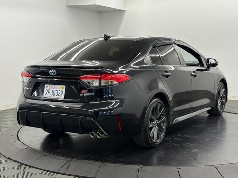 Certified 2024 Toyota Corolla SE w/ SE Package FWD image 10