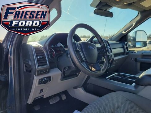 Used 2020 Ford F250 XLT w/ XLT Premium Package AWD/4WD image 14