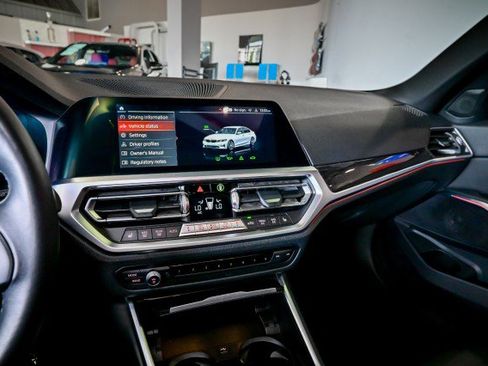Used 2019 BMW 330i xDrive Sedan w/ Convenience Package image 39