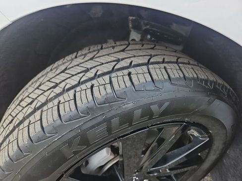 Used 2024 Chevrolet Equinox LS w/ LS Convenience Package FWD image 28