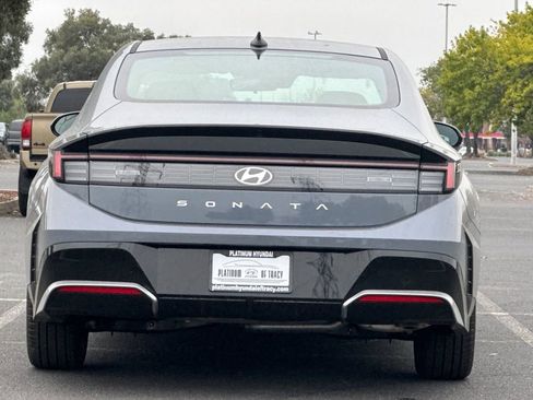 New 2026 Hyundai Sonata SEL image 5