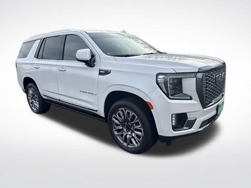 Certified 2024 GMC Yukon Denali Ultimate image 9