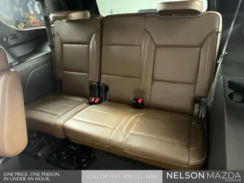 Used 2021 Chevrolet Tahoe High Country w/ Premium Package AWD/4WD image 28