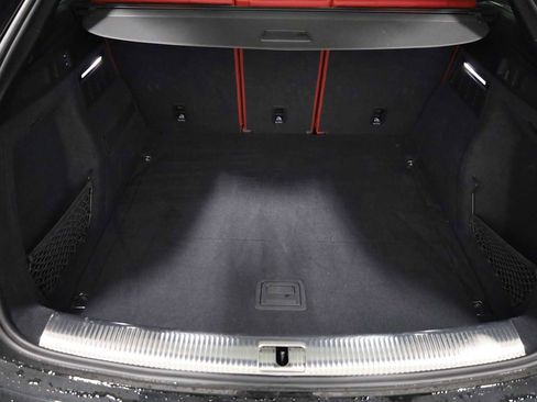 Used 2023 Audi SQ5 Prestige image 39