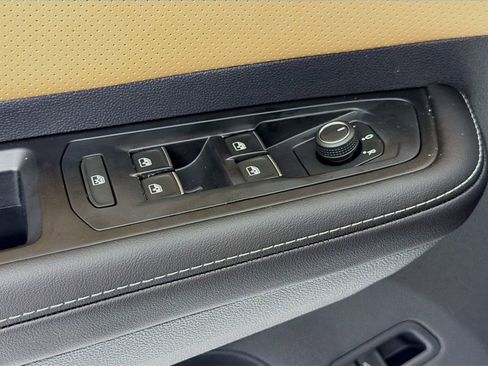 New 2026 Volkswagen Atlas Cross Sport SEL R-Line AWD/4WD image 19