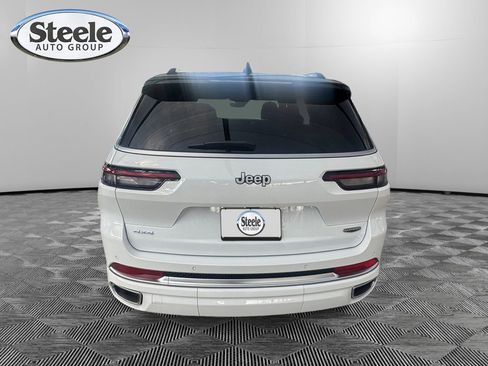 Used 2025 Jeep Grand Cherokee L Summit image 4