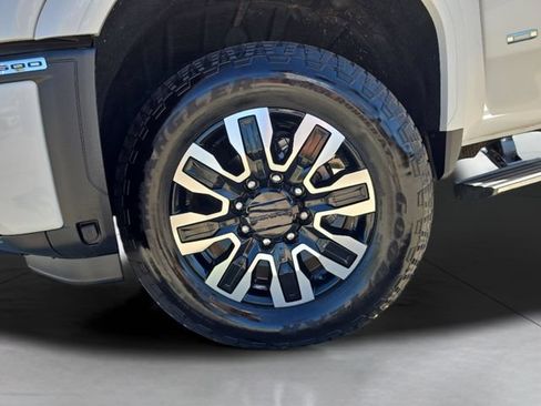 Used 2025 GMC Sierra 2500 Denali Ultimate AWD/4WD image 27