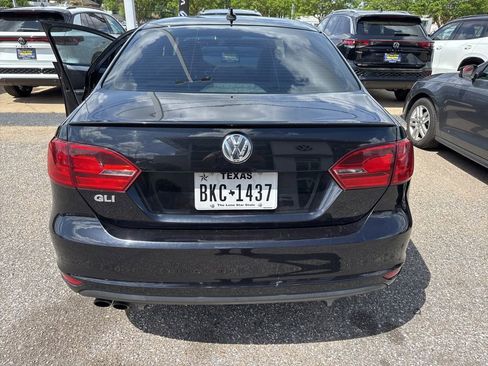 Used 2013 Volkswagen Jetta GLI Autobahn image 6