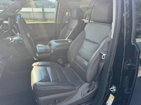 Used 2020 GMC Yukon XL Denali w/ Open Road Package AWD/4WD image 20