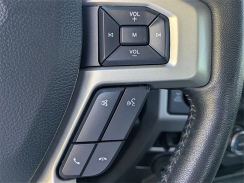 Used 2021 Ford F350 Lariat image 19