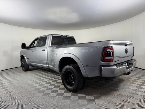 Used 2024 RAM 3500 Limited w/ Night Edition AWD/4WD image 10