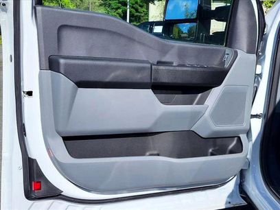 New 2023 Ford F250 XL w/ XL Chrome Package