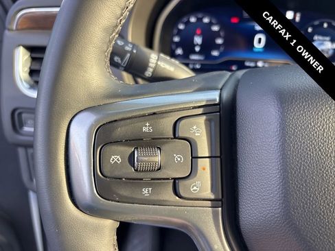 Used 2023 Chevrolet Suburban Premier w/ Premium Package image 10