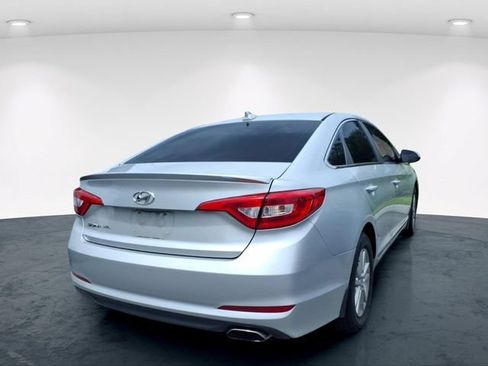 Used 2015 Hyundai Sonata SE FWD image 15