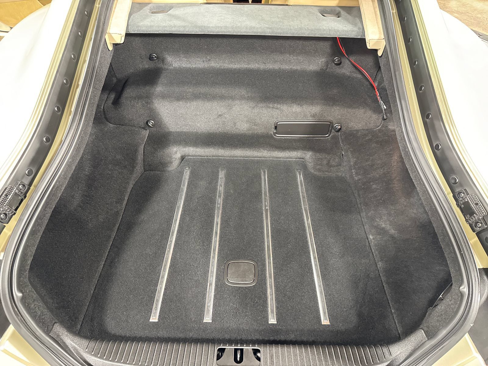 Used 2008 Jaguar XKR R RWD image 28