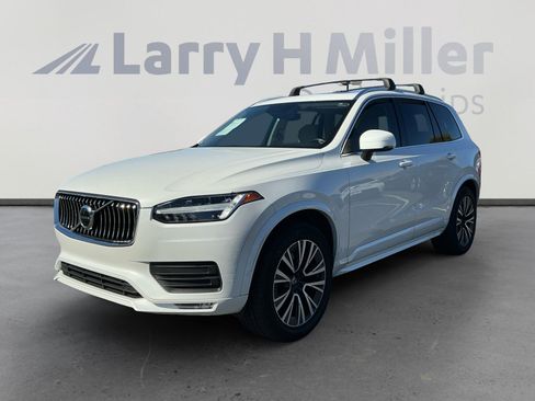 Used 2020 Volvo XC90 T6 Momentum image 1