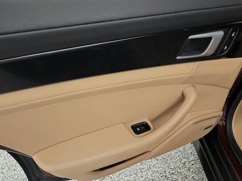 Used 2021 Porsche Panamera 4 AWD/4WD image 27