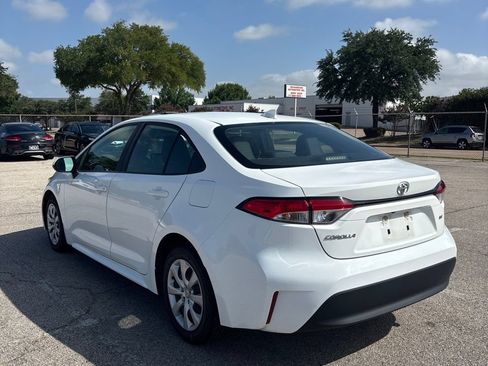 Used 2024 Toyota Corolla LE FWD image 6
