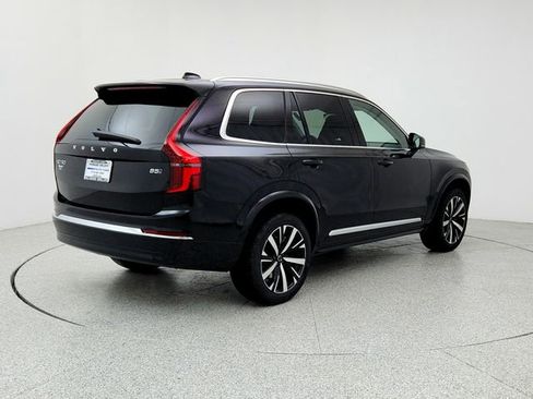 New 2026 Volvo XC90 B5 Core image 5