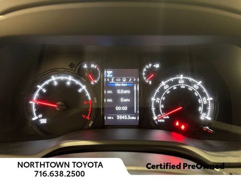 Used 2023 Toyota 4Runner SR5 Premium w/ Moonroof Package AWD/4WD image 17