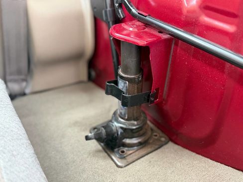 Used 2002 Toyota Tacoma 2WD Regular Cab image 58