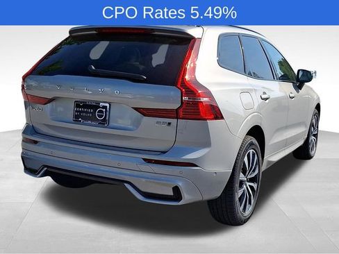 Certified 2023 Volvo XC60 B5 Plus w/ Climate Package AWD/4WD image 8