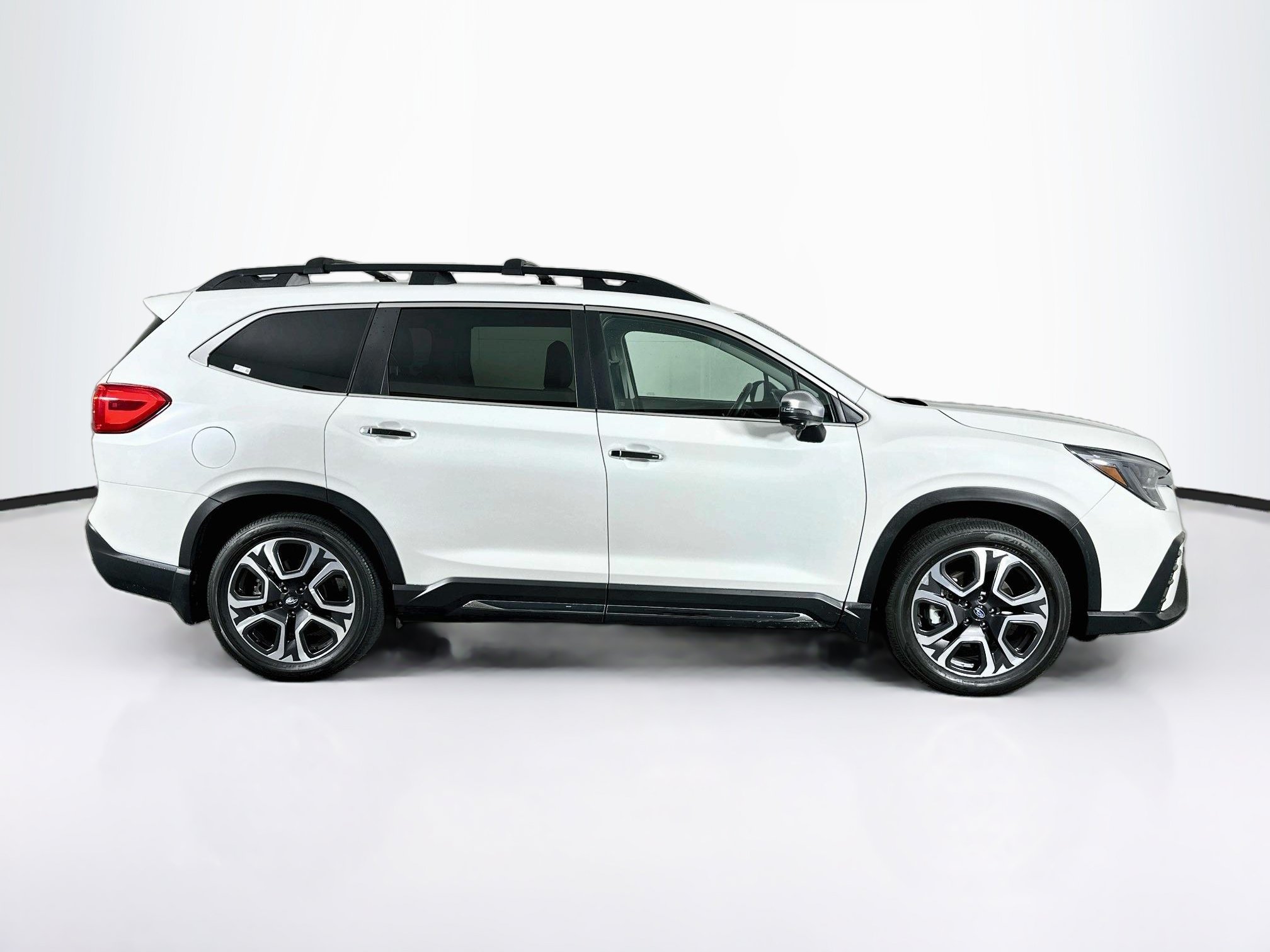 Used 2023 Subaru Ascent Touring AWD/4WD image 10