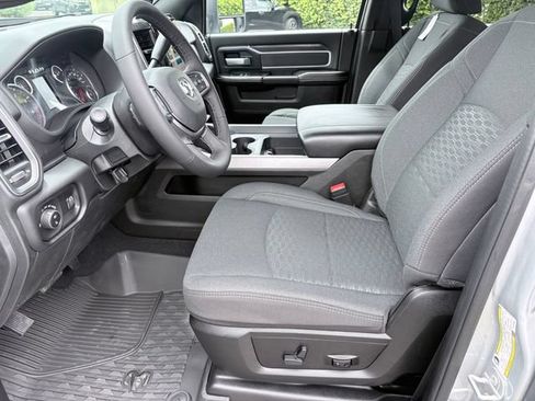 New 2026 RAM 3500 Big Horn AWD/4WD image 8