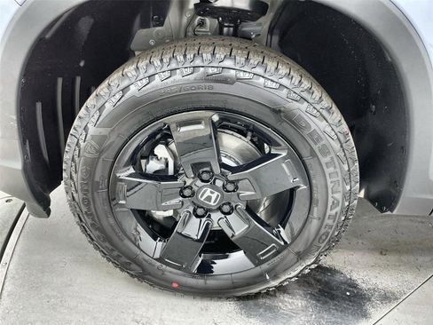 New 2026 Honda Ridgeline Black Edition image 10