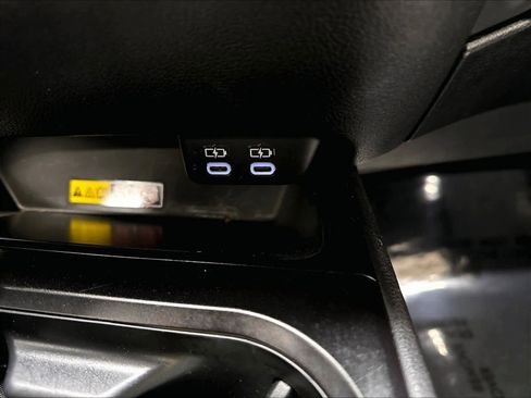 Used 2024 Lexus UX 250h FWD image 19
