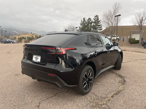 New 2026 Subaru Solterra Premium image 7