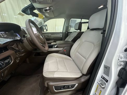 Used 2026 RAM 1500 Laramie w/ Advanced Safety Group II AWD/4WD image 19
