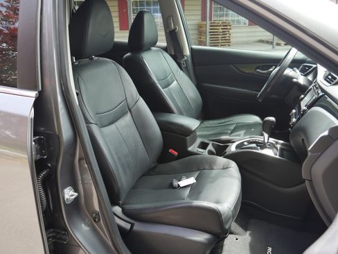 Used 2015 Nissan Rogue SL w/ SL Premium Package FWD image 23