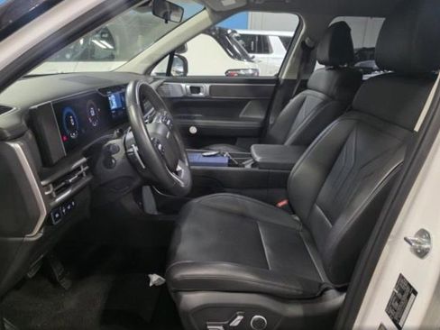 Used 2025 Hyundai Santa Fe SEL AWD/4WD image 7