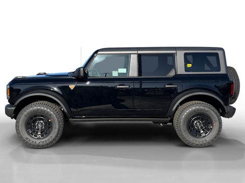 New 2026 Ford Bronco Badlands image 2