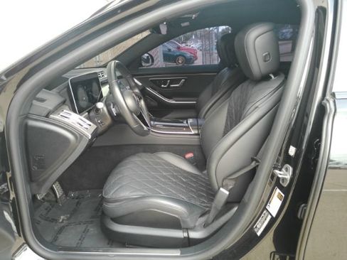 Used 2023 Mercedes-Benz S 580 4MATIC Sedan w/ AMG Line image 16