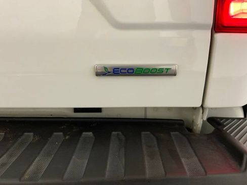 Used 2018 Ford F150 Lariat w/ Equipment Group 502A Luxury AWD/4WD image 31